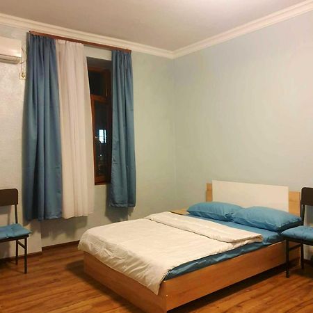 Apartment Near Sasundci Davit Metro Station Yerevan Exterior foto