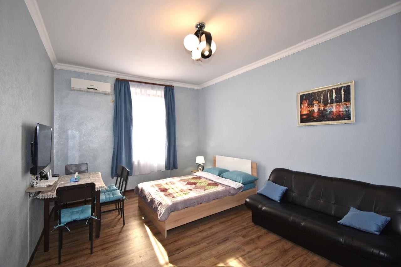 Apartment Near Sasundci Davit Metro Station Yerevan Exterior foto